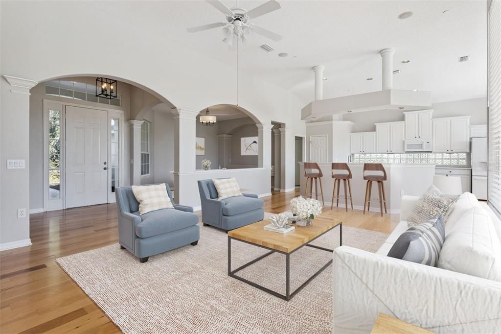 待售: $475,000 (3 贝兹, 2 浴室, 2347 平方英尺)