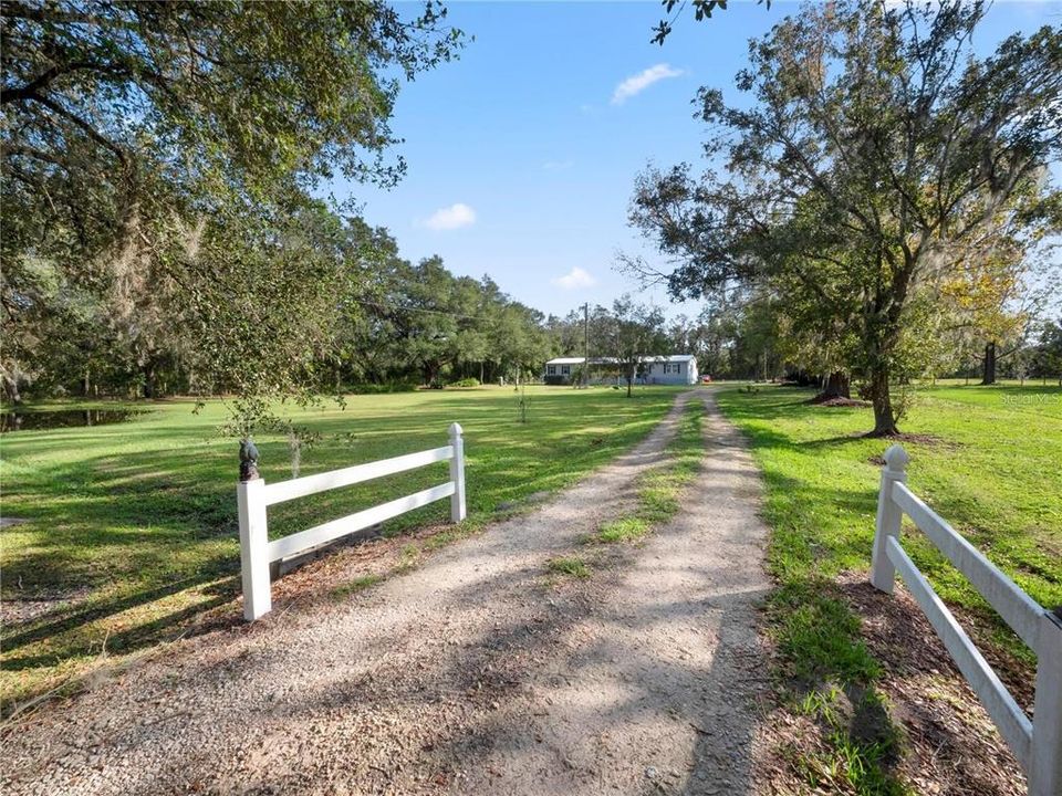 For Sale: $285,000 (4 beds, 2 baths, 2280 Square Feet)