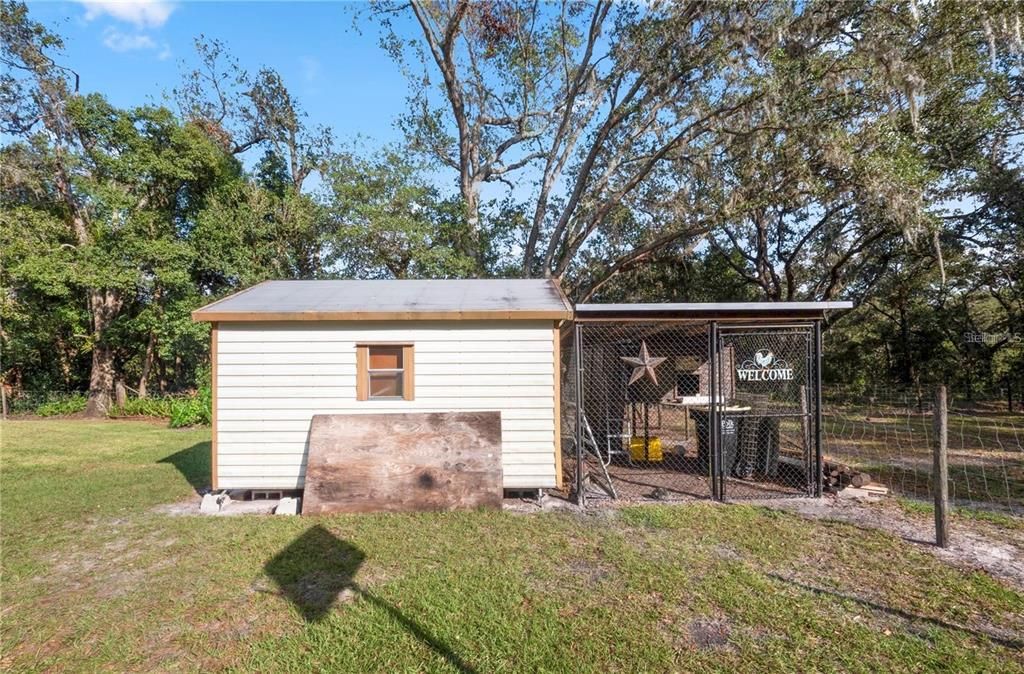 For Sale: $285,000 (4 beds, 2 baths, 2280 Square Feet)