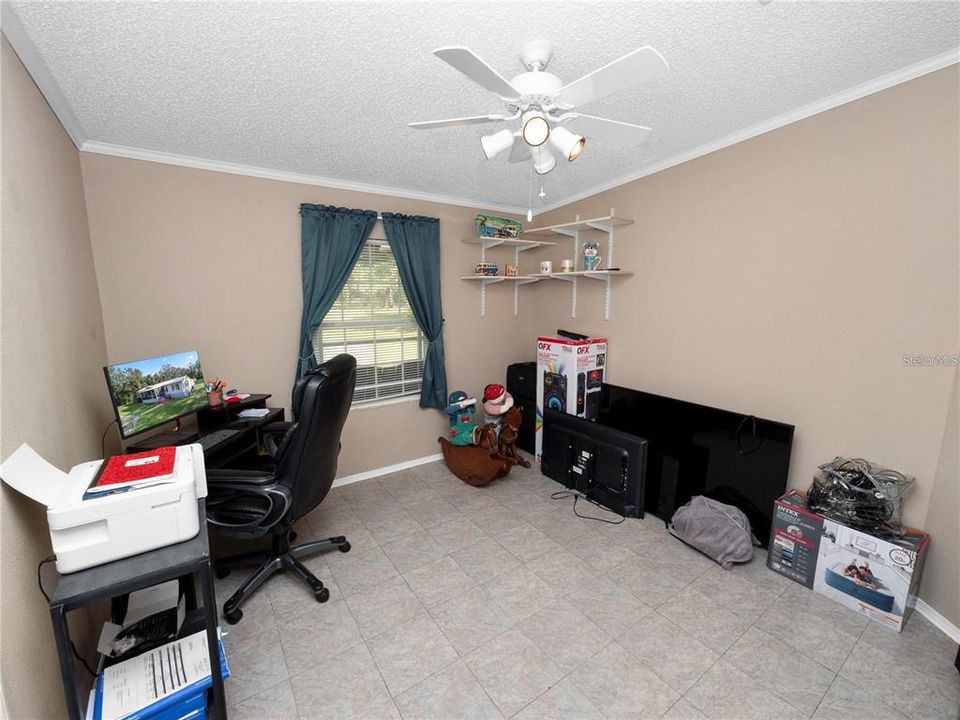 For Sale: $285,000 (4 beds, 2 baths, 2280 Square Feet)