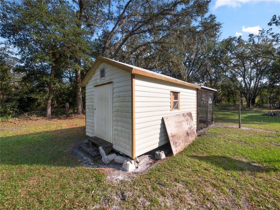 For Sale: $285,000 (4 beds, 2 baths, 2280 Square Feet)