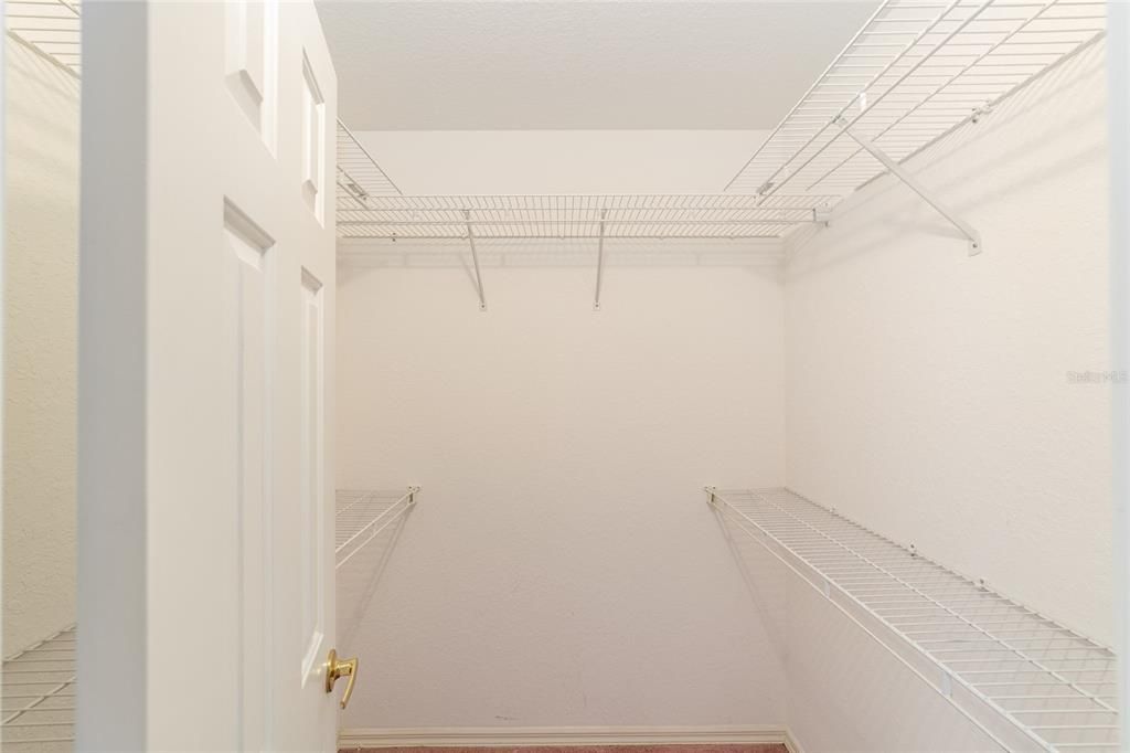 En Venta: $339,900 (3 camas, 2 baños, 2025 Pies cuadrados)