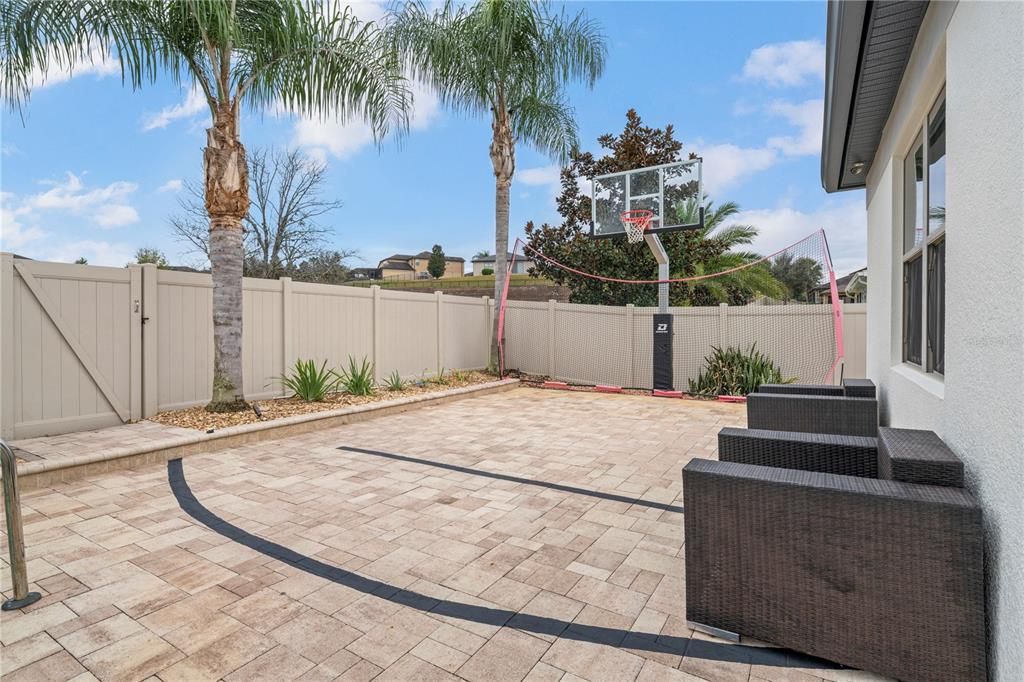 For Sale: $677,500 (4 beds, 3 baths, 3544 Square Feet)