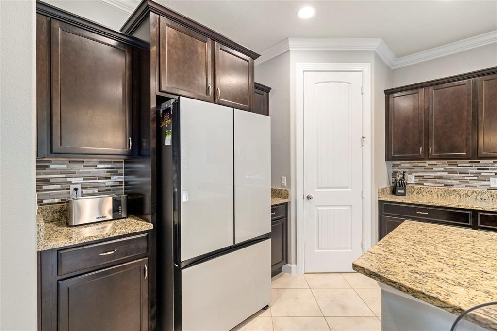 For Sale: $677,500 (4 beds, 3 baths, 3544 Square Feet)