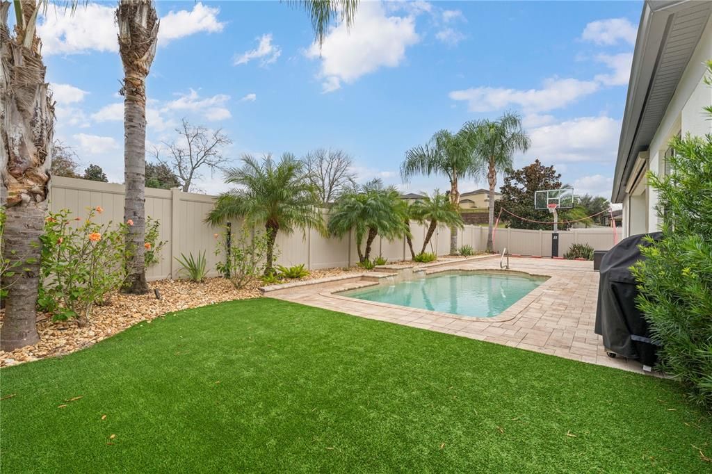 For Sale: $677,500 (4 beds, 3 baths, 3544 Square Feet)