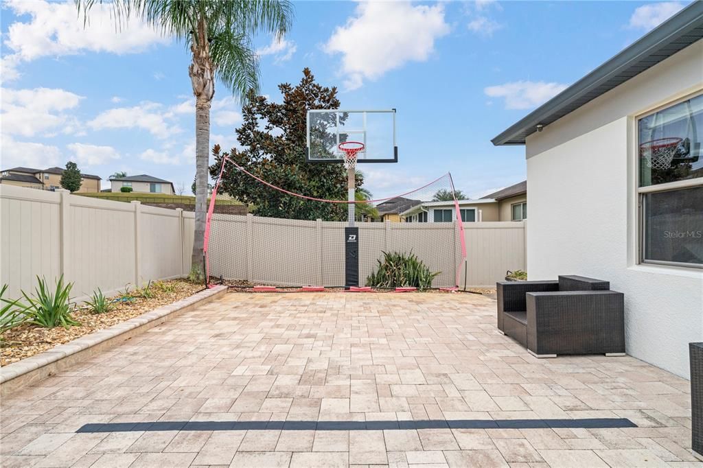 For Sale: $677,500 (4 beds, 3 baths, 3544 Square Feet)