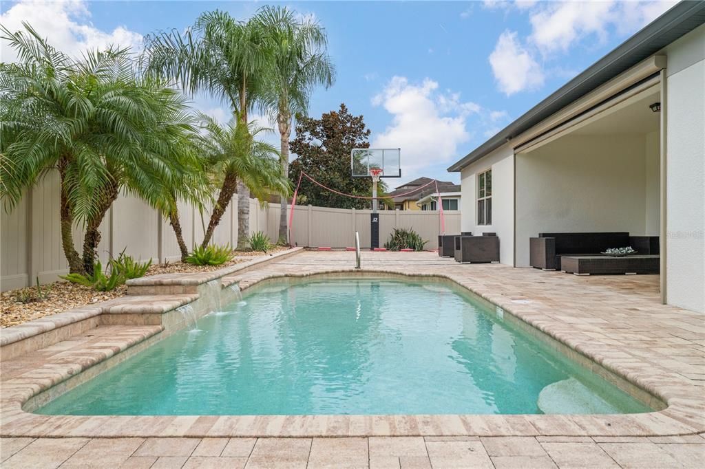 For Sale: $677,500 (4 beds, 3 baths, 3544 Square Feet)