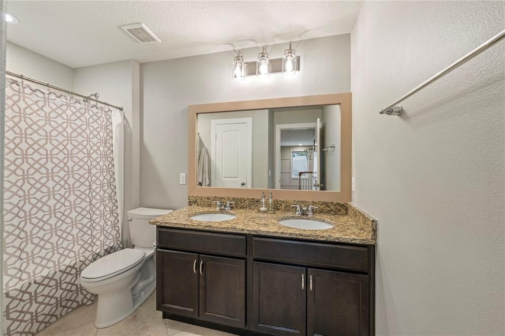 For Sale: $677,500 (4 beds, 3 baths, 3544 Square Feet)