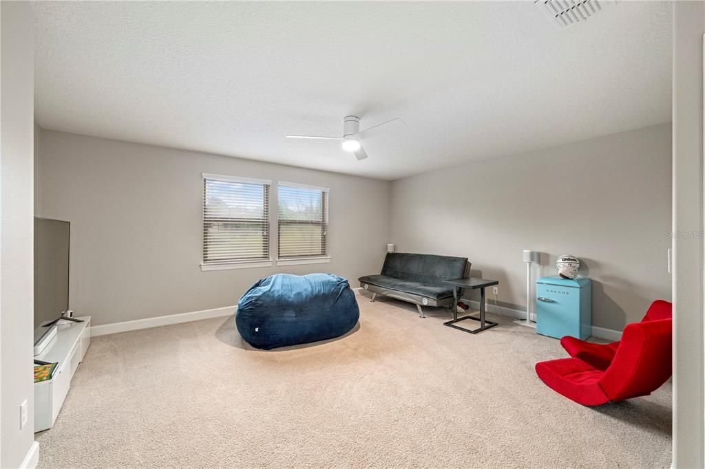 For Sale: $677,500 (4 beds, 3 baths, 3544 Square Feet)