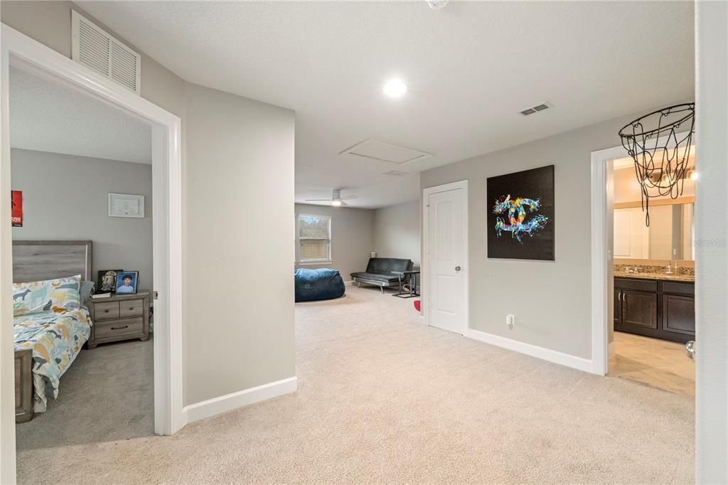 For Sale: $677,500 (4 beds, 3 baths, 3544 Square Feet)