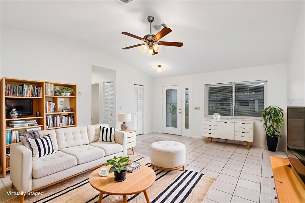 For Sale: $290,000 (3 beds, 2 baths, 1497 Square Feet)