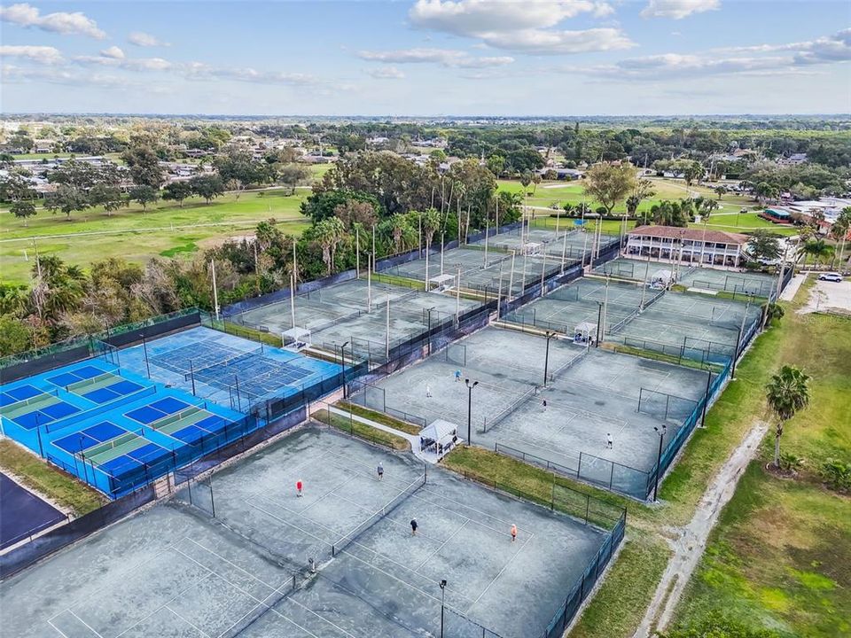 待售: $315,000 (2 贝兹, 2 浴室, 1350 平方英尺)