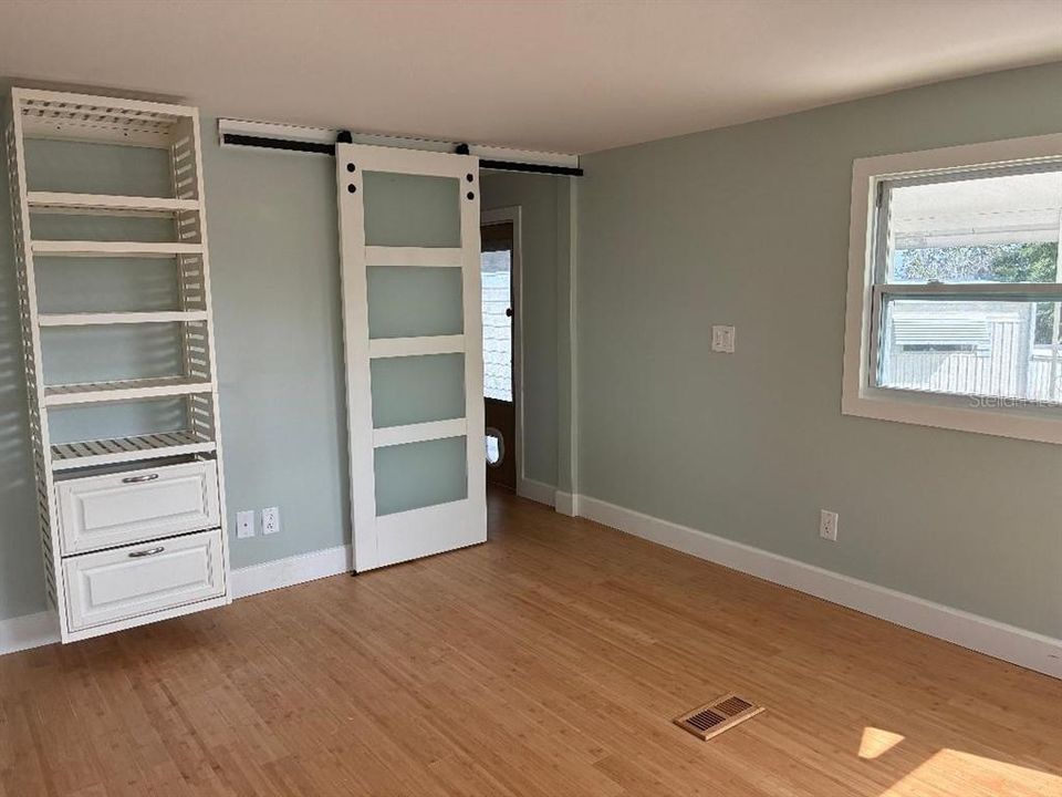 待售: $119,000 (2 贝兹, 1 浴室, 792 平方英尺)