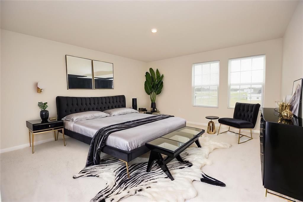 En Renta: $2,375 (4 camas, 2 baños, 2640 Pies cuadrados)