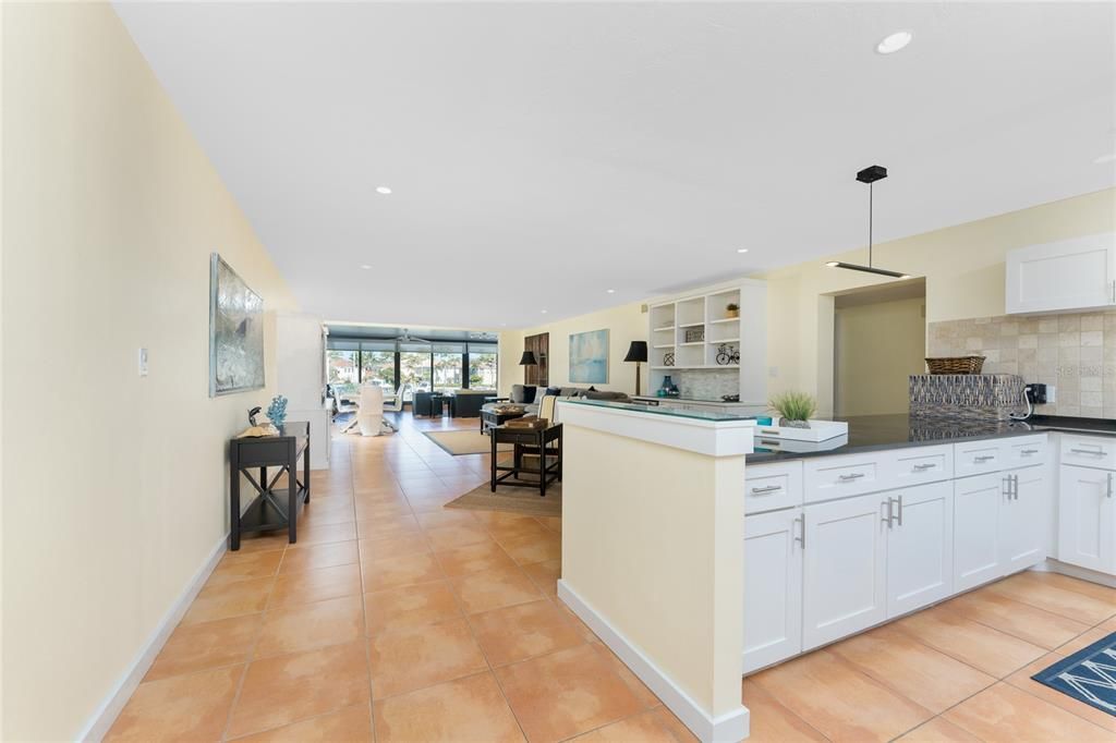 待售: $450,000 (3 贝兹, 2 浴室, 2592 平方英尺)