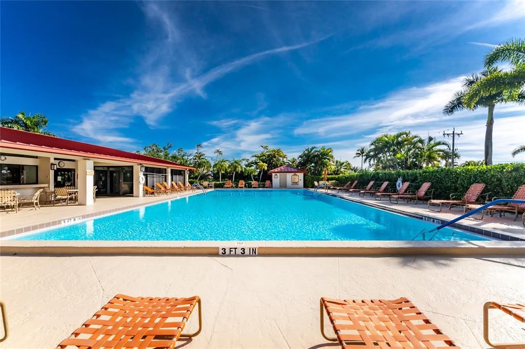 待售: $450,000 (3 贝兹, 2 浴室, 2592 平方英尺)