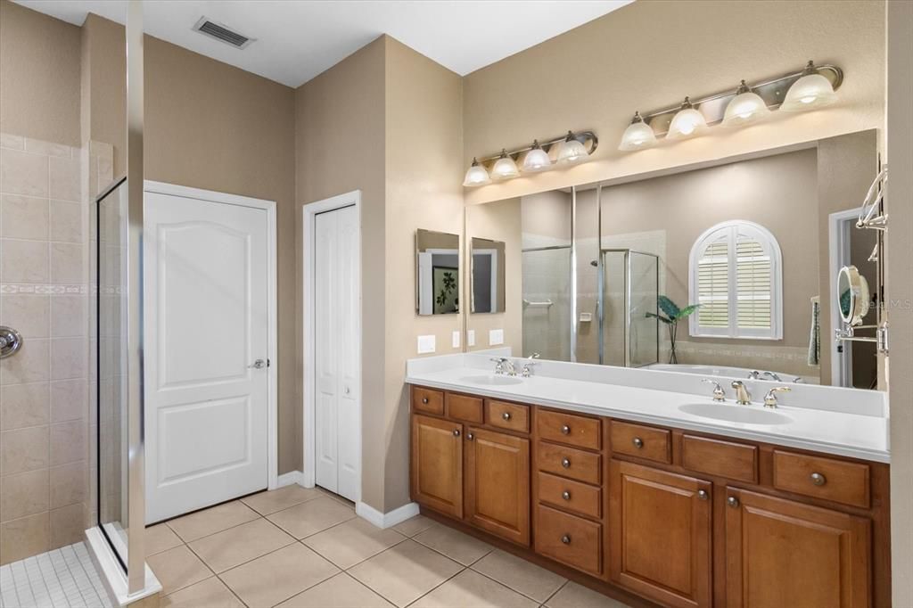 For Sale: $719,900 (4 beds, 3 baths, 2958 Square Feet)