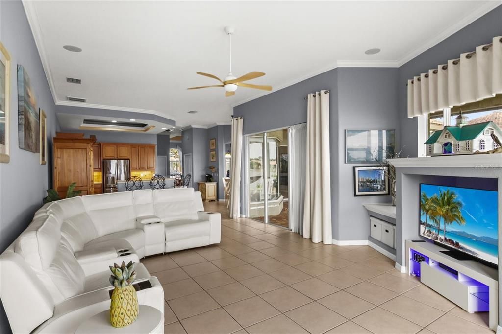 For Sale: $719,900 (4 beds, 3 baths, 2958 Square Feet)