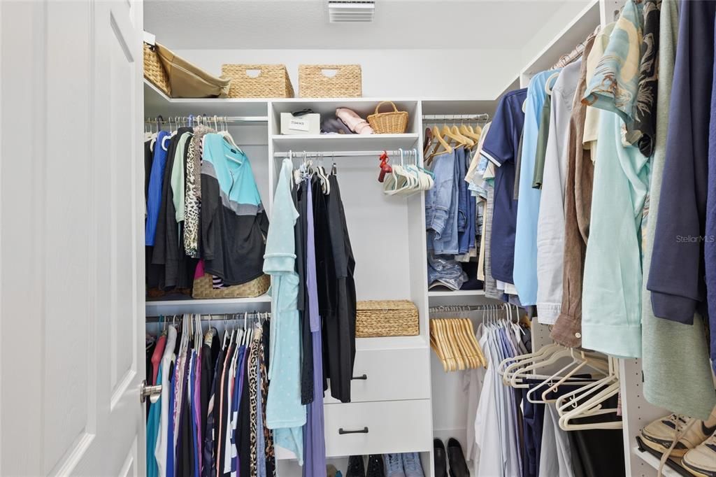 For Sale: $615,000 (3 beds, 2 baths, 1558 Square Feet)