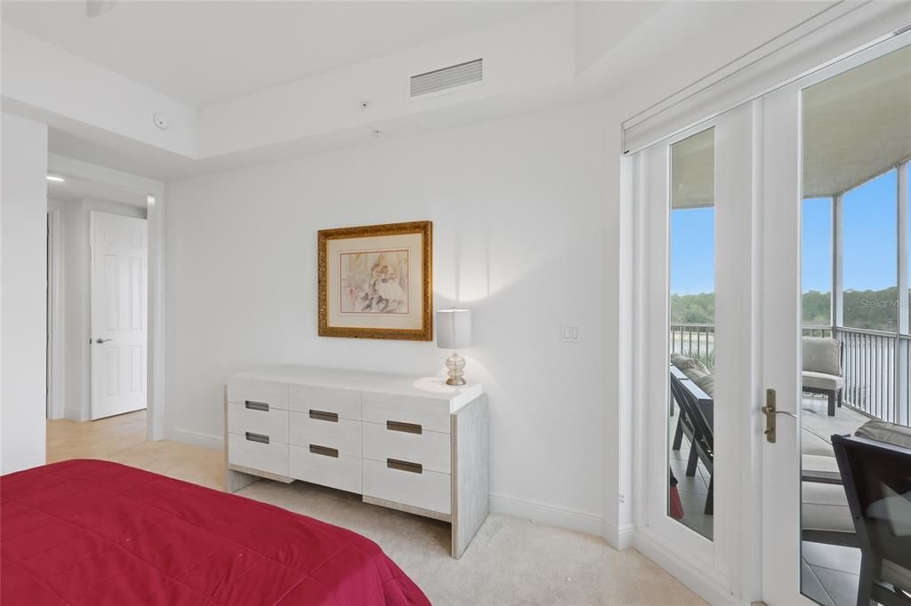 For Sale: $615,000 (3 beds, 2 baths, 1558 Square Feet)