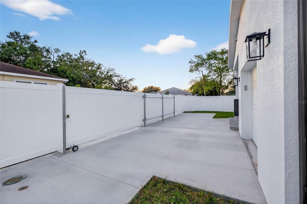 На продажу: $859,000 (4 спален, 3 ванн, 2559 Квадратных фут)