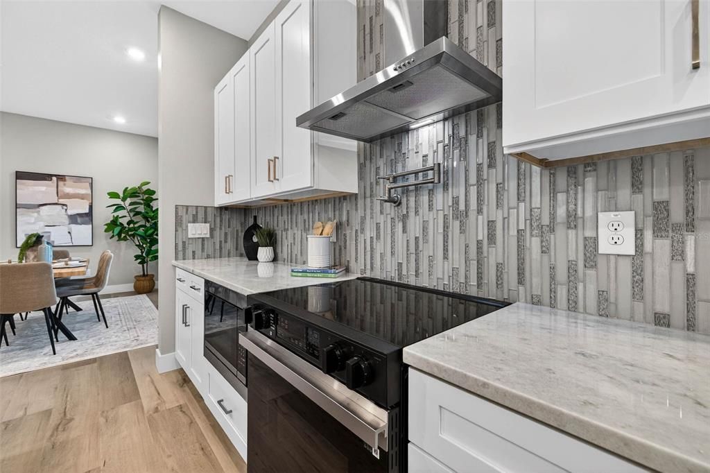 На продажу: $859,000 (4 спален, 3 ванн, 2559 Квадратных фут)