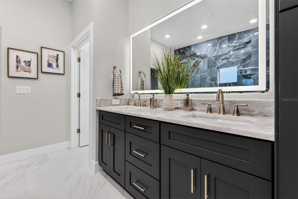 На продажу: $859,000 (4 спален, 3 ванн, 2559 Квадратных фут)