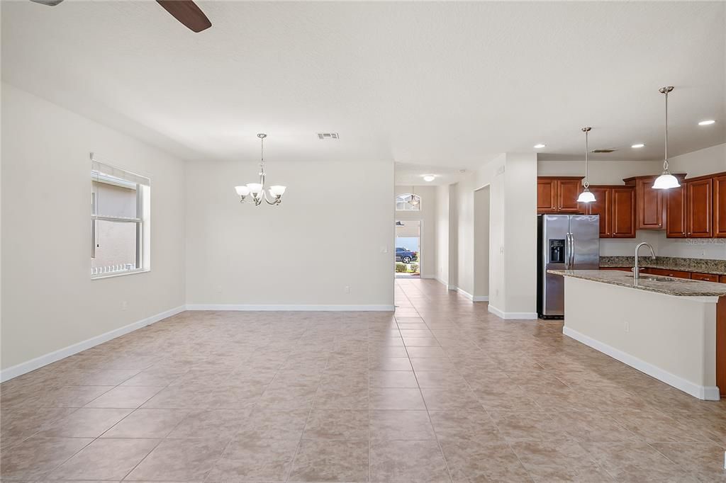 For Rent: $2,400 (4 beds, 3 baths, 2032 Square Feet)