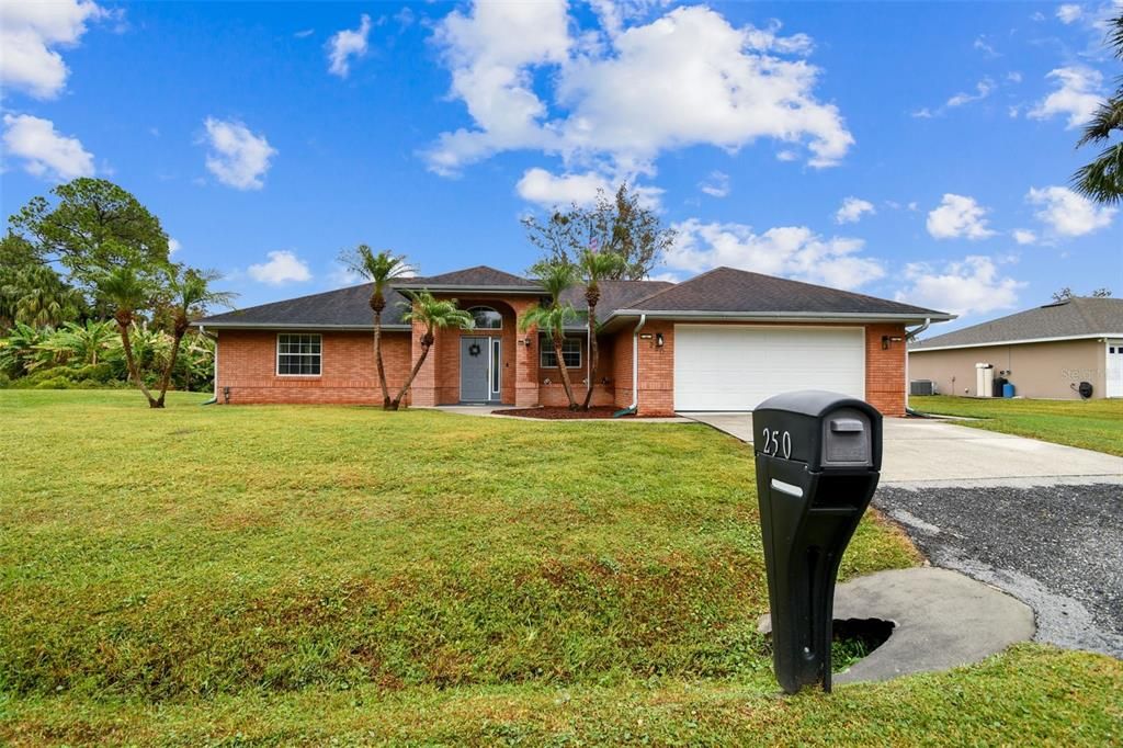 En Venta: $320,000 (3 camas, 2 baños, 1539 Pies cuadrados)