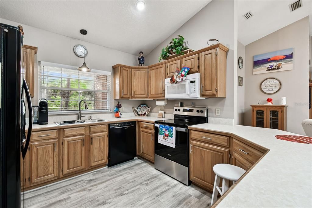 En Venta: $320,000 (3 camas, 2 baños, 1539 Pies cuadrados)