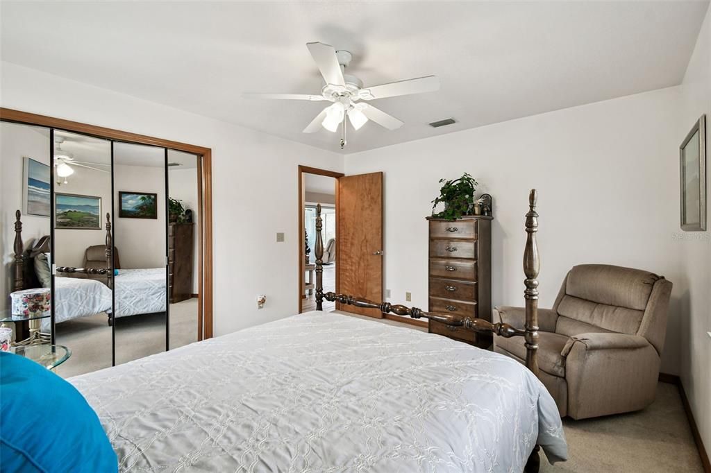 En Venta: $320,000 (3 camas, 2 baños, 1539 Pies cuadrados)