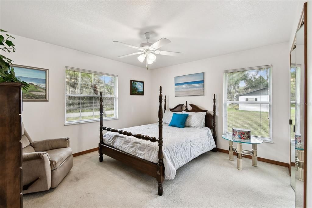 En Venta: $320,000 (3 camas, 2 baños, 1539 Pies cuadrados)