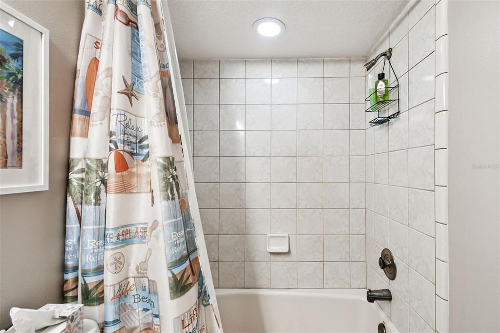 En Venta: $320,000 (3 camas, 2 baños, 1539 Pies cuadrados)