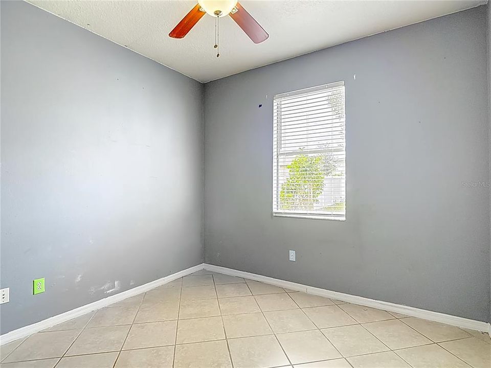 待售: $295,000 (3 贝兹, 2 浴室, 1722 平方英尺)