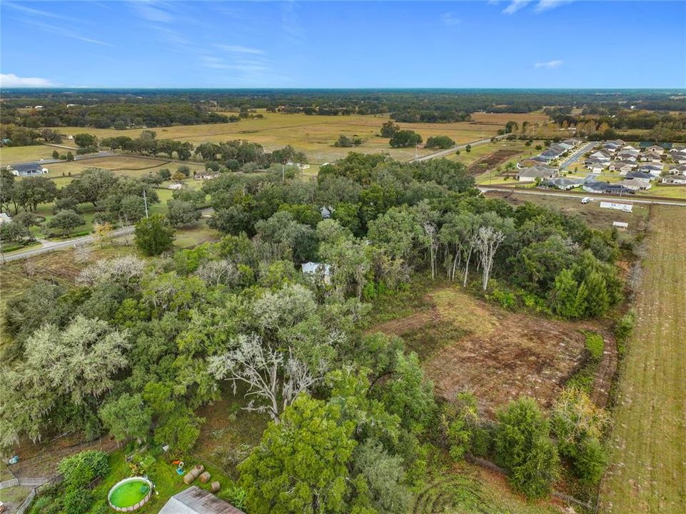 待售: $299,900 (5.00 acres)