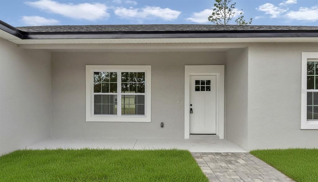 For Sale: $249,900 (3 beds, 2 baths, 1376 Square Feet)