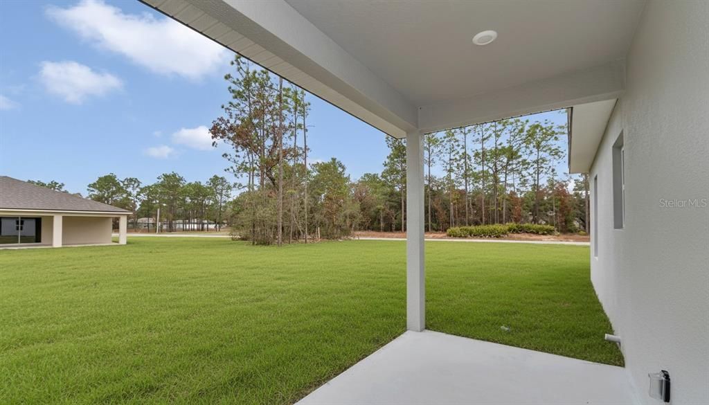 For Sale: $249,900 (3 beds, 2 baths, 1376 Square Feet)