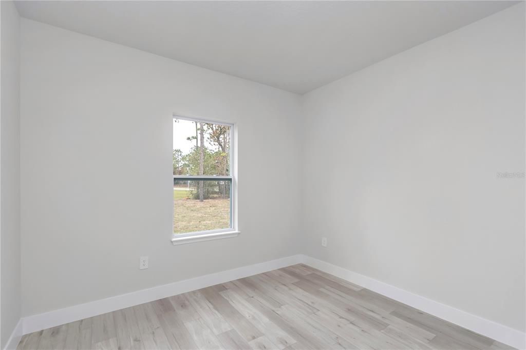 For Sale: $249,900 (3 beds, 2 baths, 1376 Square Feet)