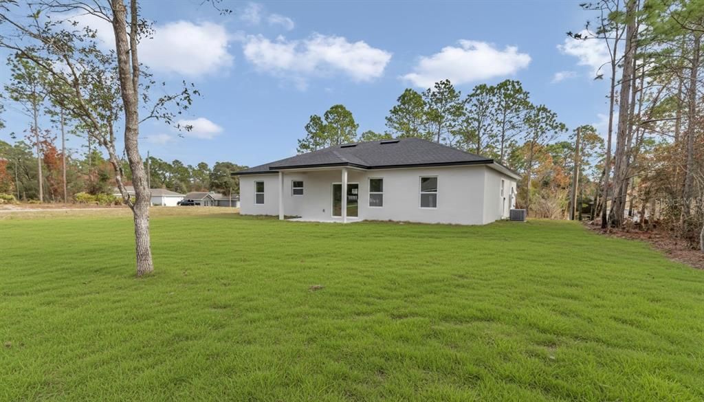 For Sale: $249,900 (3 beds, 2 baths, 1376 Square Feet)