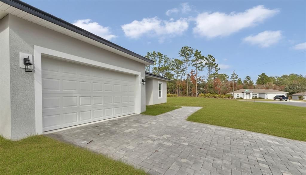 For Sale: $249,900 (3 beds, 2 baths, 1376 Square Feet)