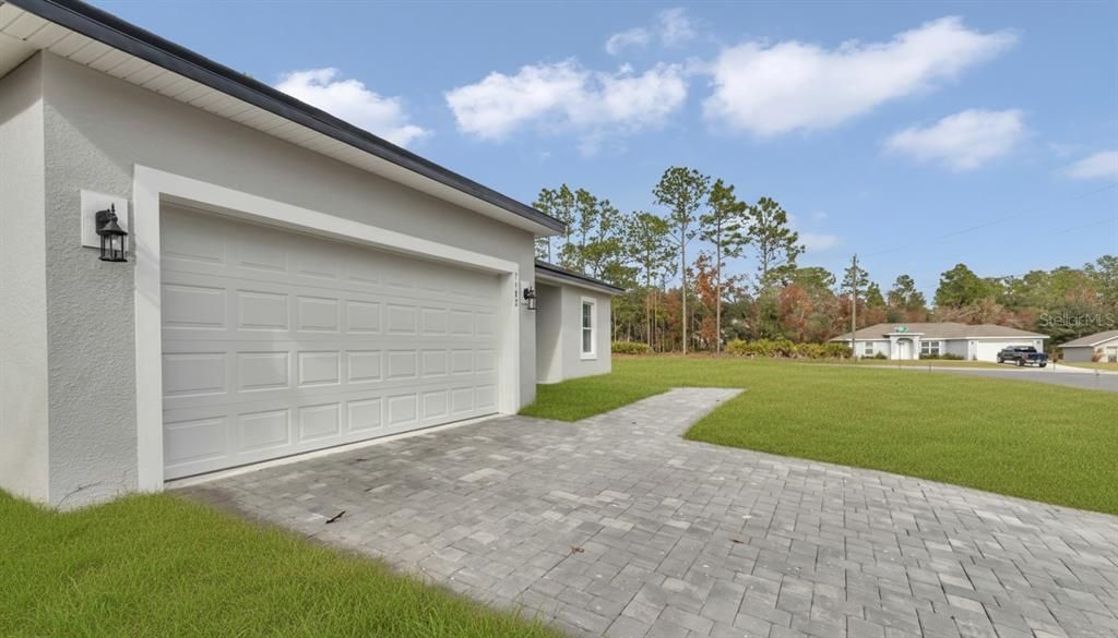 For Sale: $249,900 (3 beds, 2 baths, 1376 Square Feet)