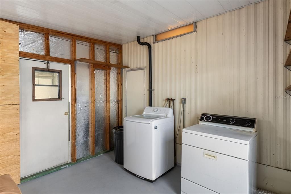 待售: $189,900 (2 贝兹, 2 浴室, 1296 平方英尺)