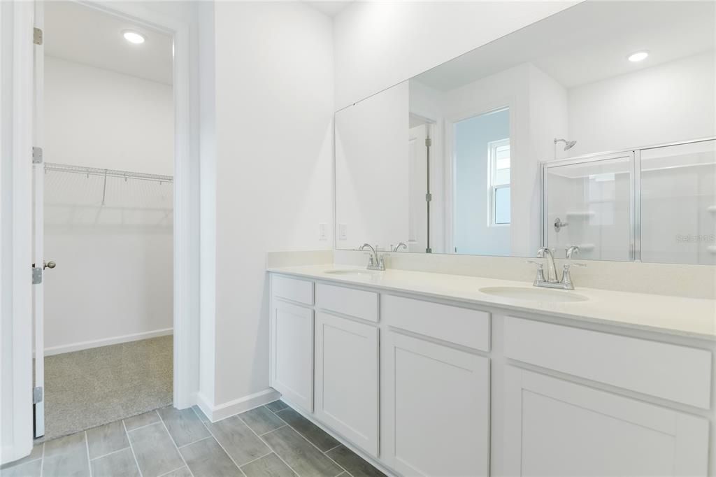 En Venta: $464,774 (3 camas, 2 baños, 1965 Pies cuadrados)