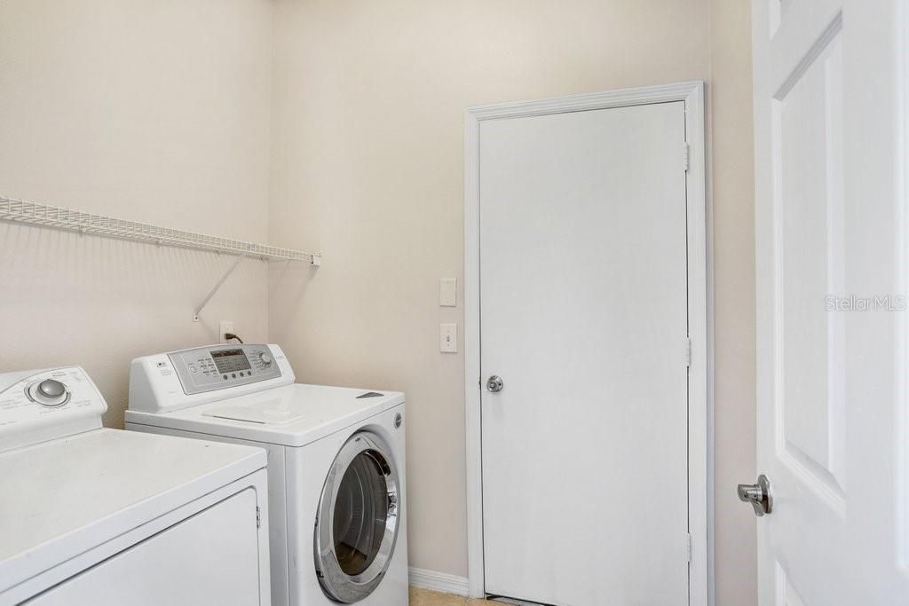 En Renta: $2,800 (4 camas, 2 baños, 2060 Pies cuadrados)