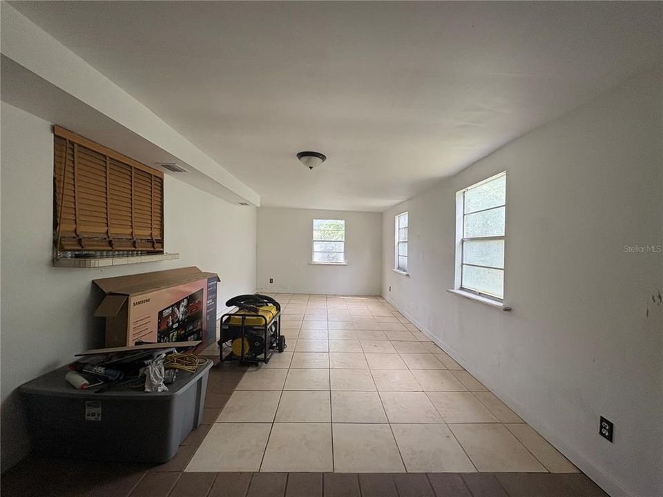 For Sale: $385,000 (3 beds, 1 baths, 1534 Square Feet)