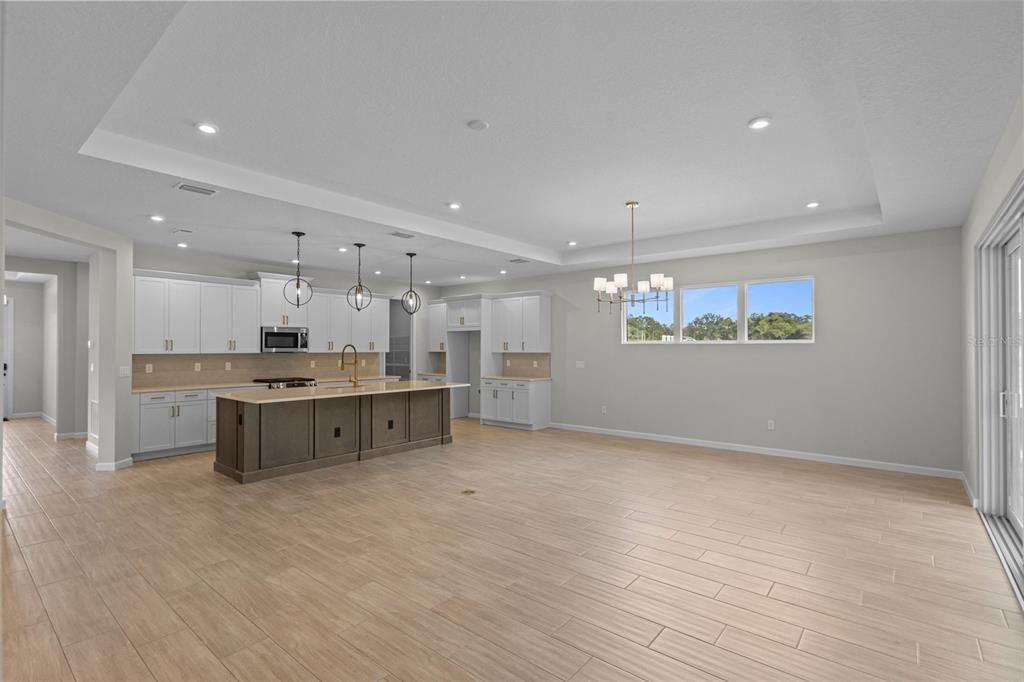 待售: $539,990 (2 贝兹, 2 浴室, 1968 平方英尺)