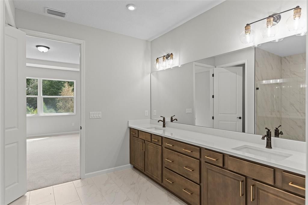 待售: $539,990 (2 贝兹, 2 浴室, 1968 平方英尺)