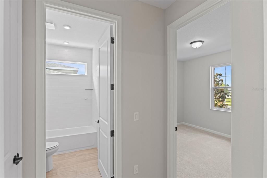 待售: $539,990 (2 贝兹, 2 浴室, 1968 平方英尺)