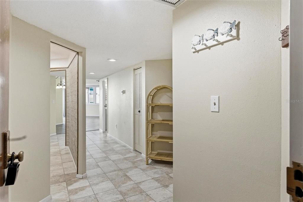 En Venta: $224,900 (2 camas, 2 baños, 1210 Pies cuadrados)