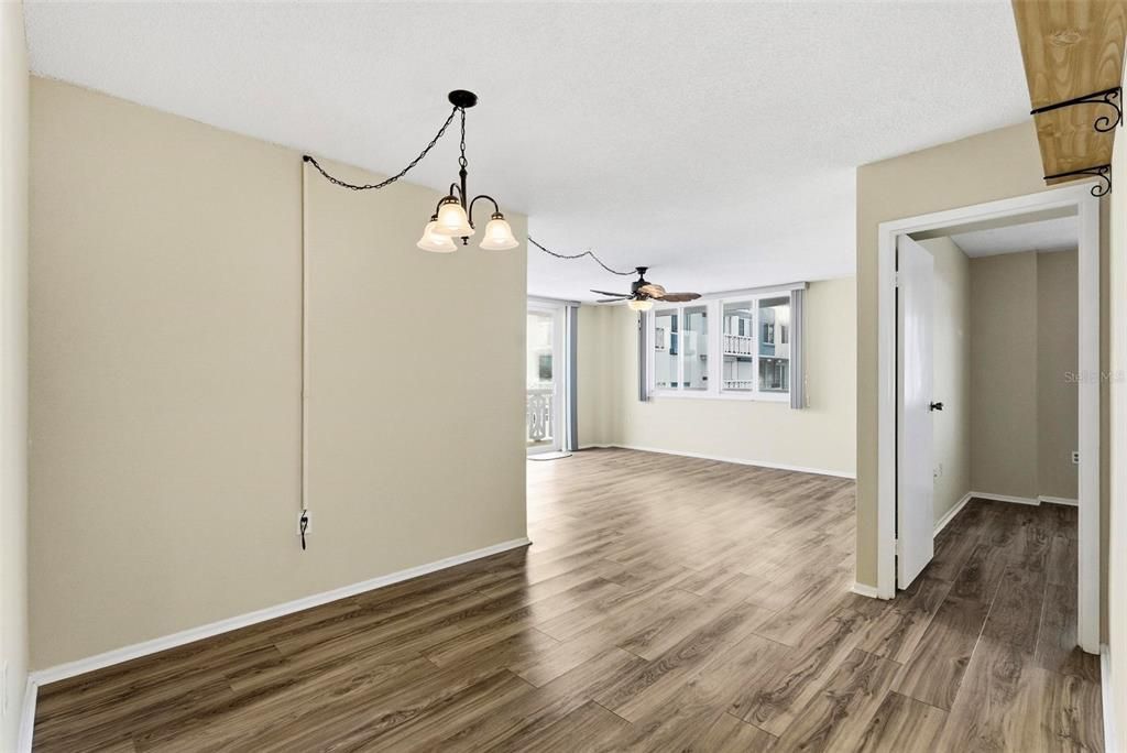 En Venta: $224,900 (2 camas, 2 baños, 1210 Pies cuadrados)